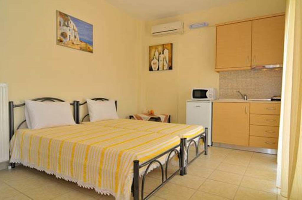 Nestor Apartments Chrysi Ammoudia Room photo